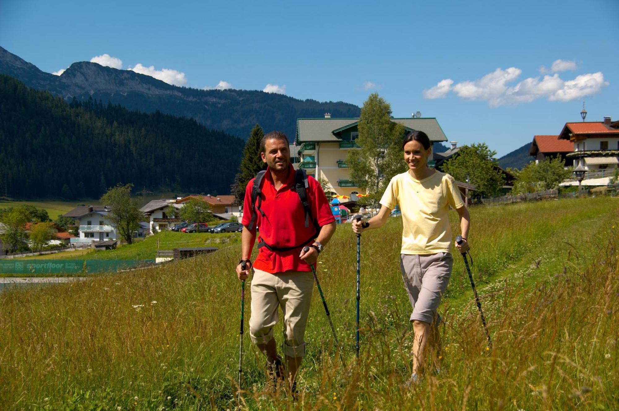 Wohlfuehlresort Und Feriengut Martinerhof Sankt Martin am Tennengebirge Luaran gambar